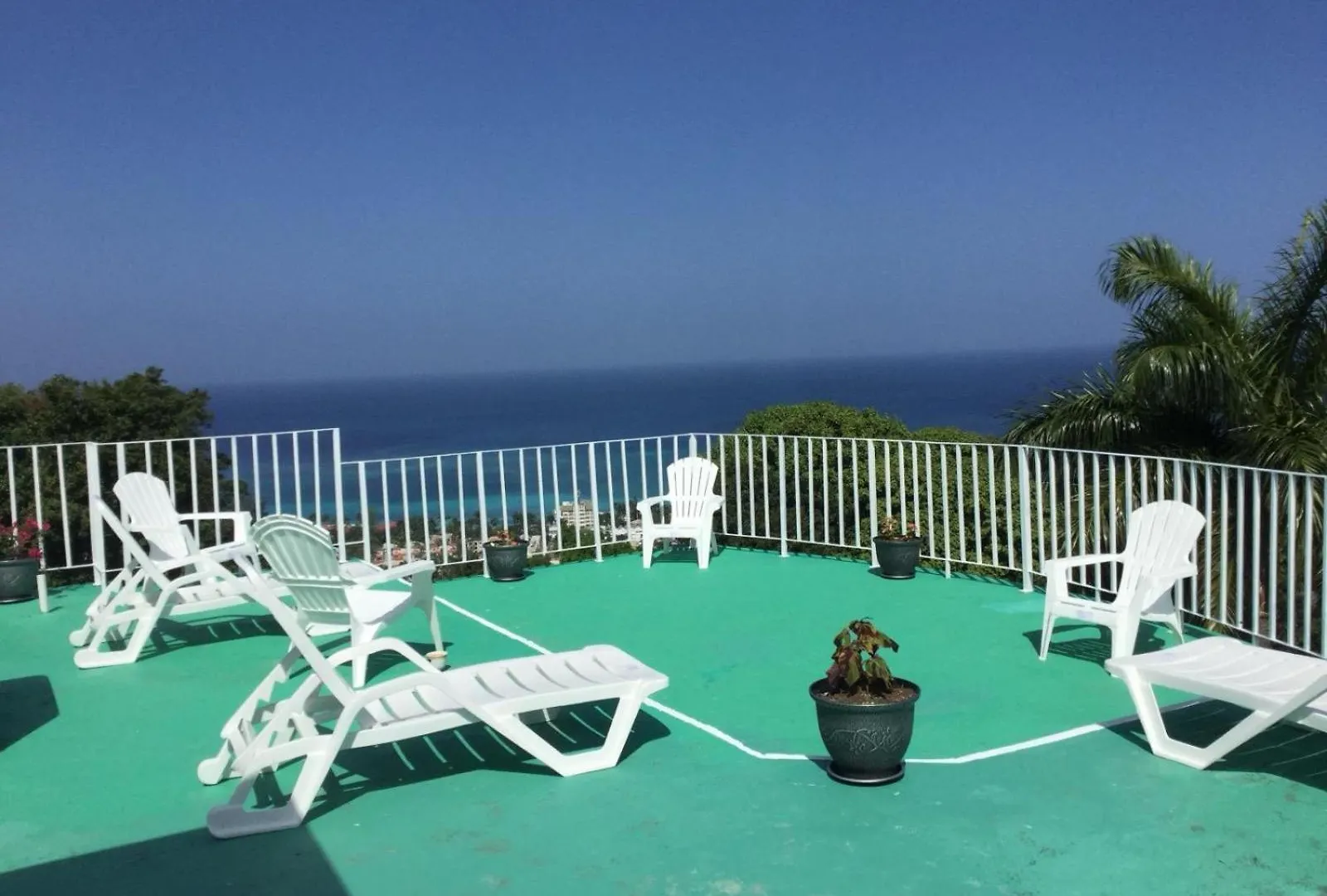 Montego Bay Guesthouse location